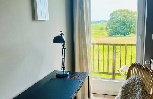 Hohwacht House | Exclusive holiday home, walk to the beach, quiet with a view of the nature reserve