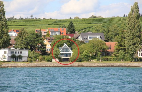 Hagnau House | Exclusive holiday home with a dream lake view directly on Lake Constance