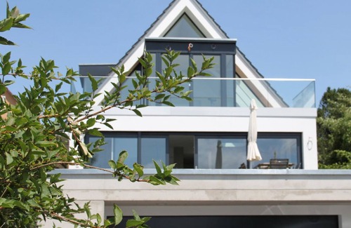 Hagnau House | Exclusive holiday home with a dream lake view directly on Lake Constance
