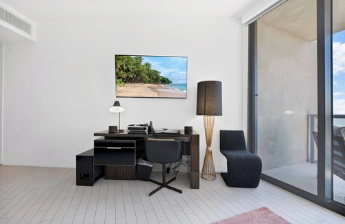 City Center Condo | Exclusive Oceanfront Studio at W Hotel – Indulge in Miami's Luxury