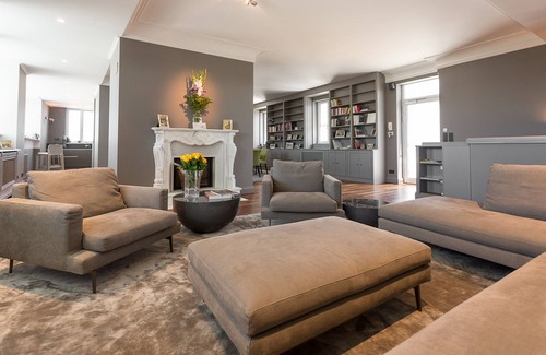 Wieden Apartment | Exclusive penthouse in a Viennese building