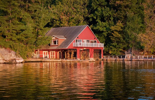 Frontenac House | Exclusive & Private Island Getaway on the St. Lawrence River in the 1000 Islands