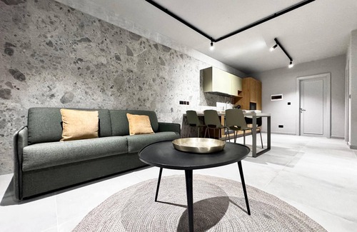Madliena Apartment | Exclusive Retreat off the Seafront Promenade