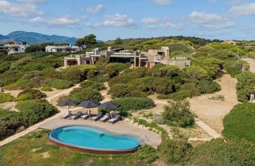 San Stefano Villa | Exclusive Seafront Villa with Private Pool in San Stèfano