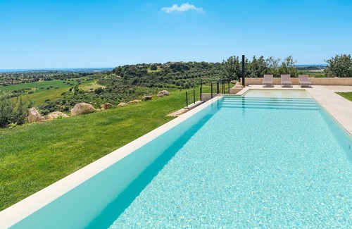 Noto Villa | Exclusive villa with pool near Noto - DiCasaInSicilia