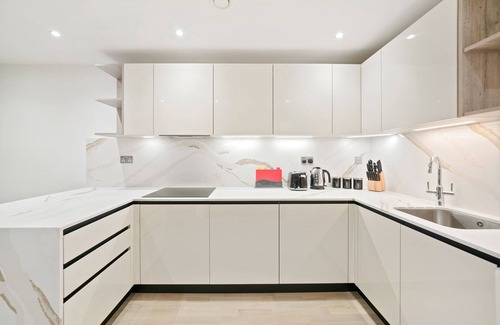 Camden Town Apartment | Executive 1 & 2 Bed Apartments in the Heart of London, Free WiFi by City Stay London