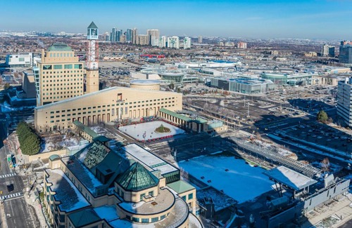 Downtown Mississauga Apartment | Executive 2BR-2Bath Condo, High Floor, Parking