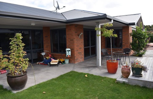 Solway House | Executive 3 bedroom home