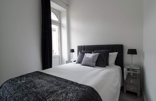 South Bonnevoie House | EXECUTIVE DOUBLE ROOM WITH EN-SUITE IN GUEST HOUSE CITY CENTRE r4