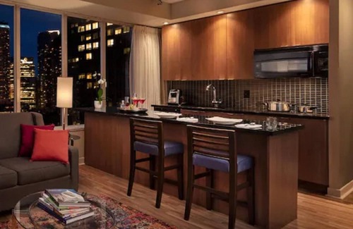 St. Lawrence Apartment | Executive Hotel Cosmopolitan Toronto