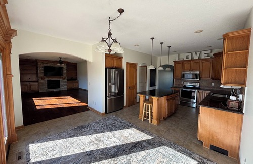 Altoona House | Executive or race horse owners avail 22 day min 4bed 4baths Furn or unfurnished.