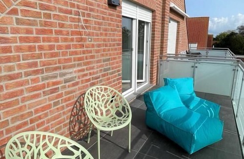 Dornumersiel Apartment | Exklusive Neubau Penthousewohnung Direkt am Wasser mit Großem Balkon