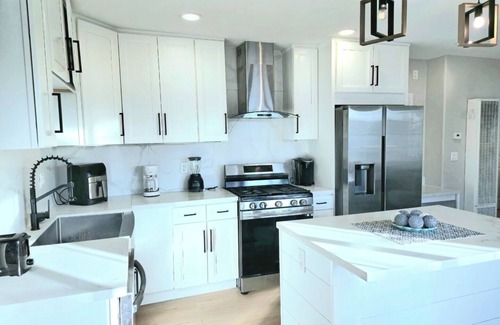 La Presa Apartment | Exotic home 3bed 2bath by sdstay