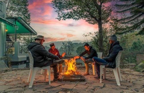Dharampur Apartment | Exotic Stays Kasauli