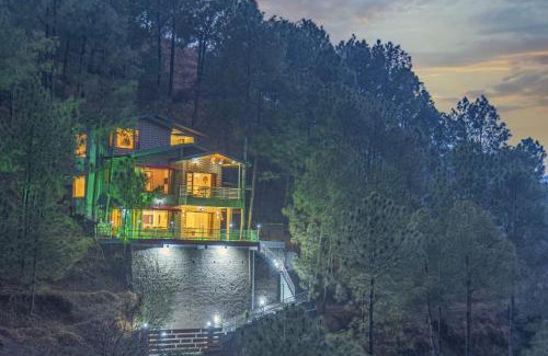 Dharampur Apartment | Exotic Stays Kasauli