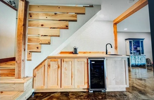 Bozeman House | Expansive views, wildlife, and privacy.