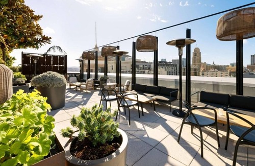 Tenderloin Hotel | Experience Art and Comfort, Central San Francisco Room – Near Iconic Attractions