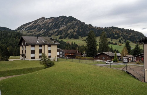 Mitloedi Apartment | Experience Comfort in Apartment Bischofberger D22 in the Heart of Amden, Switzer