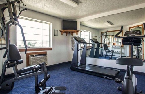 Eldridge House | Experience dependable, friendly service for a great value
