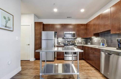 King William Apartment | Experience Downtown Studio Near River Walk