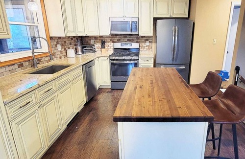 East Stroudsburg Ski Chalet | Experience fun at Camelback, stay at our spacious 4-bedroom chalet