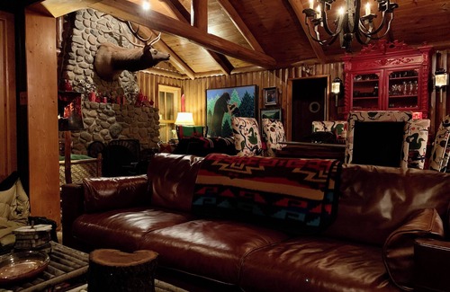 Rhinelander Cabin | EXPERIENCE LAKESIDE LUXURY AT MAPLE CABIN: YOUR IDYLLIC RETREAT IN STAR LAKE, WI