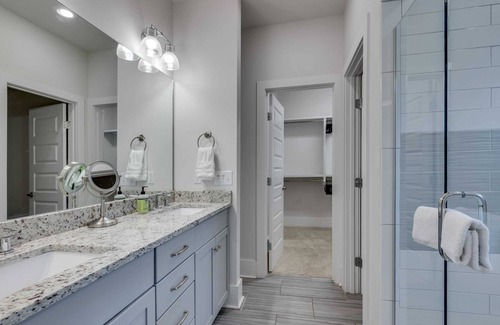 East Hill House | Experience Local Life in Long-Term Home w Yard!