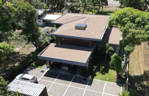 Esterillos Este Villa | Experience luxury at Villa Assinie's tropical beach paradise in Esterillos Este!