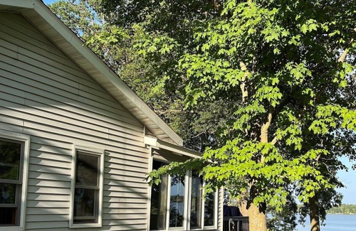 Grandy House | Experience Pokegama charm in our cozy 3 bedroom cabin.