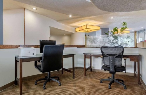 Jefferson Park House | Experience the heart of the Mile High City!