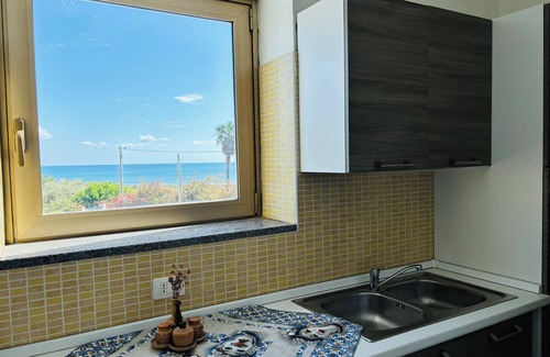 Fondo Morte Villa | Experience the sea from home: 30 meters of dream!