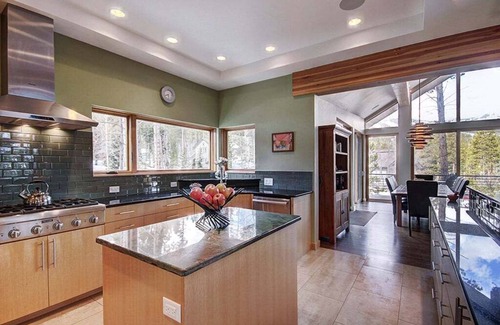 Warrior's Mark West House | Experience the stunning Breckenridge Cloud Cabin, a spacious 4-bedroom retreat with ski area views!