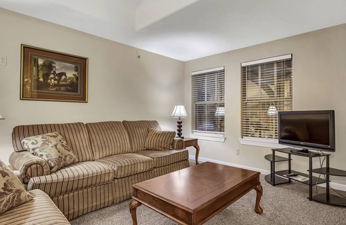 Blue Eye Condo | Experience True Peace at this Quaint Condo located at Morningside Resort!