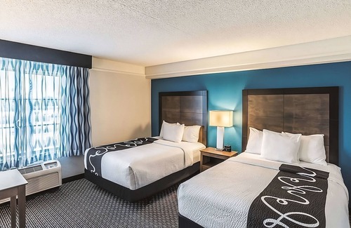 Ahwatukee Foothills House | Explore Arizona! 3 Great Units, Free Breakfast, Free Parking, Pool