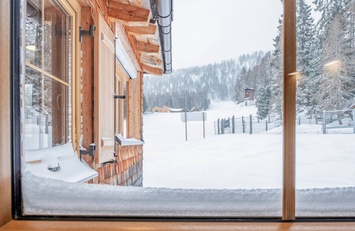 Weisspriach Apartment | Exquisite apartment with a sauna on the slope