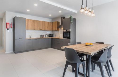 Tal-Ibrag Apartment | Exquisite modern luxury apt in central Malta - Walking distance to the restaurants & night life