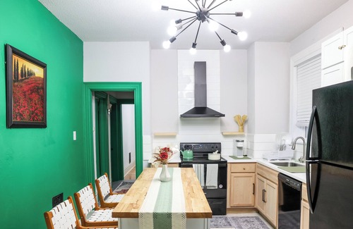 Tower Grove East House | Exqusite Emerald