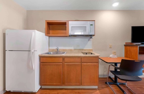 Central Oklahoma City Hotel | Extended Stay America Select Suites - Oklahoma City - Bethany