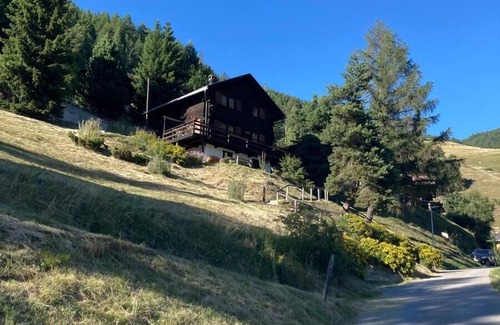 St. Luc Ski Chalet | Exterior: 4-room chalet for 6 (or even 7) people, with balconies, open view, very well located close