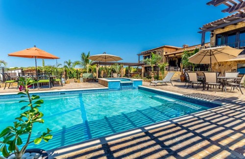 Cabo San Lucas Villa | Extravagent 4 BR Luxury Villa Finca Tezal w/Private Pool, Jacuzzi + Much More!