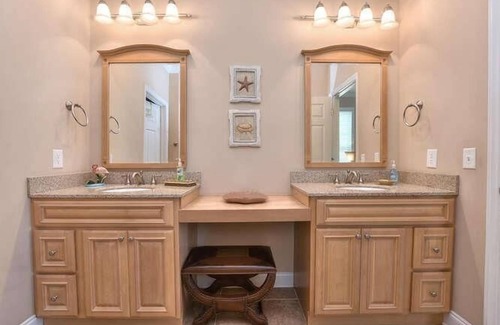 Tranquil Harbour House | "Eye Candy" 3 BR/2.5 BA Water View Home-Boat Ramp Across the Street-Sleeps 6