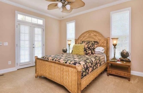 Tranquil Harbour House | "Eye Candy" 3 BR/2.5 BA Water View Home-Boat Ramp Across the Street-Sleeps 6