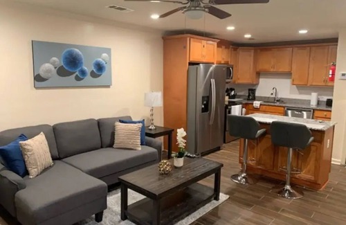 Highlands - Perkins Apartment | F-Beautiful Apartment/Customed Luxury Design Apartment F