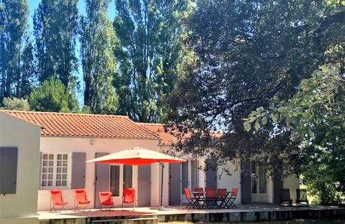 Le Grand-Village-Plage Ski Chalet | F La Haute Foret proche mer