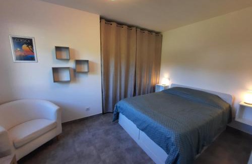 Alata House | F2 Alata proche d'Ajaccio rez-de-villa