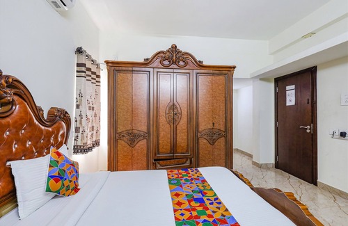 Chennai Hotel | FabExpress Fen Breeze