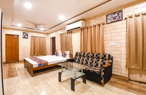 Ballygunge Hotel | Fabexpress Golden Suites