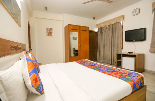 DLF City Hotel | FabExpress Primero MGF