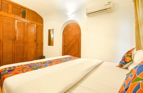 Baga Hotel | Fabexpress Royal Baga Residency