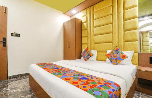 Andheri West Hotel | FabExpress Versova Residency - Nr Kokilaben Hospital